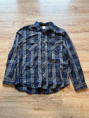 Men's Navy and Gray Plaid Long-Sleeve Button-Down Shirt